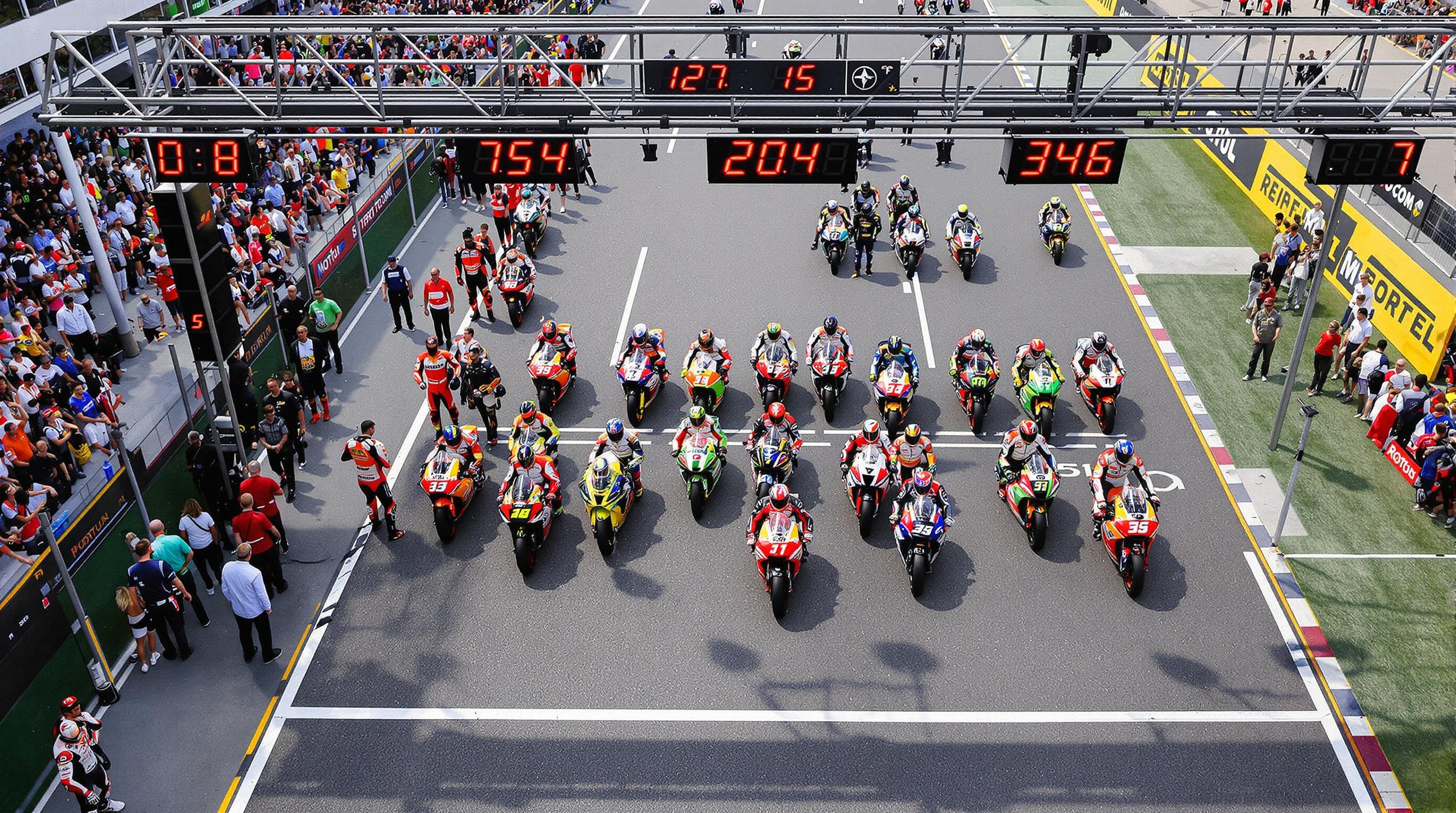 Départ Grand Prix MotoGP adrénaline